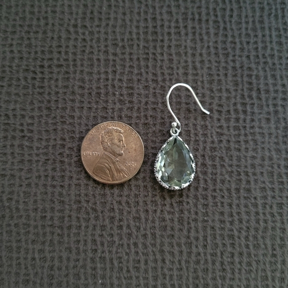 Shivam Green💚 Amethyst Teardrop💧Earrings - Picture 6 of 16